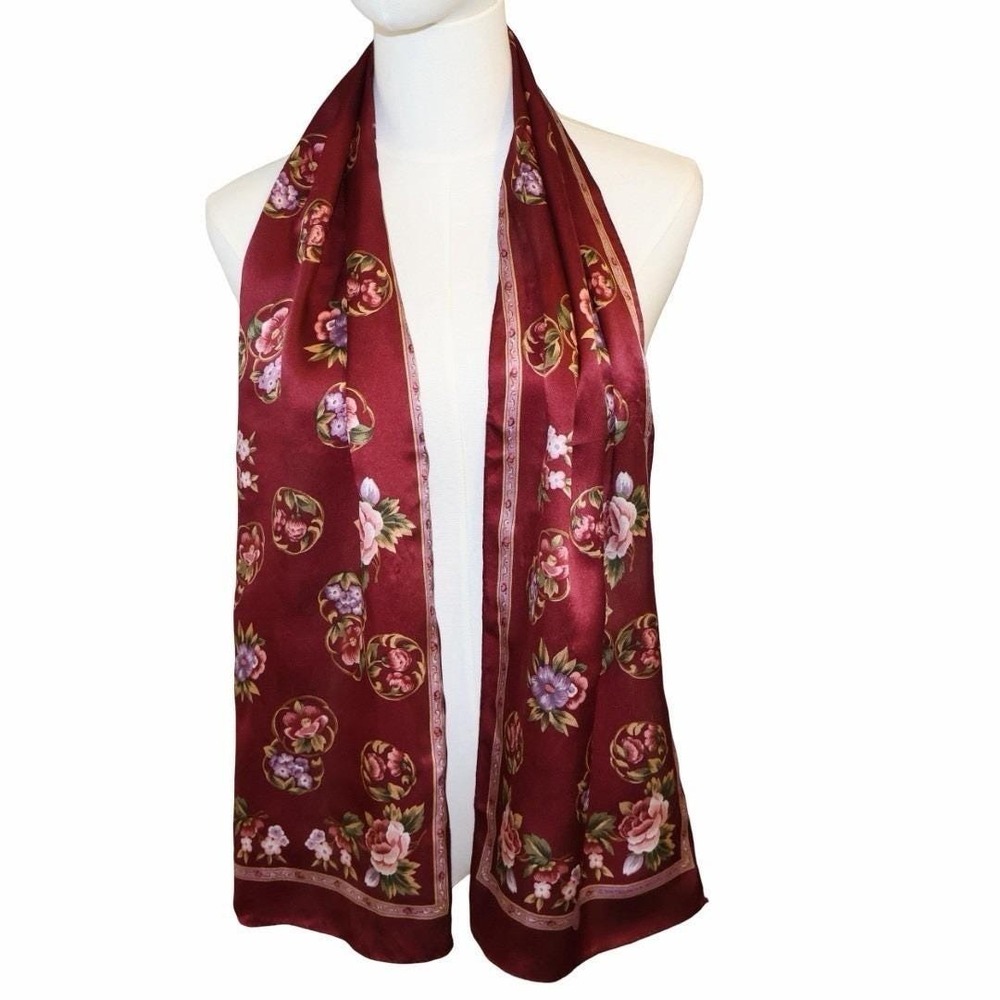 Vintage‎ ECHO Museum Collection Silk Scarf. Smithsonian Institution 1993 Floral